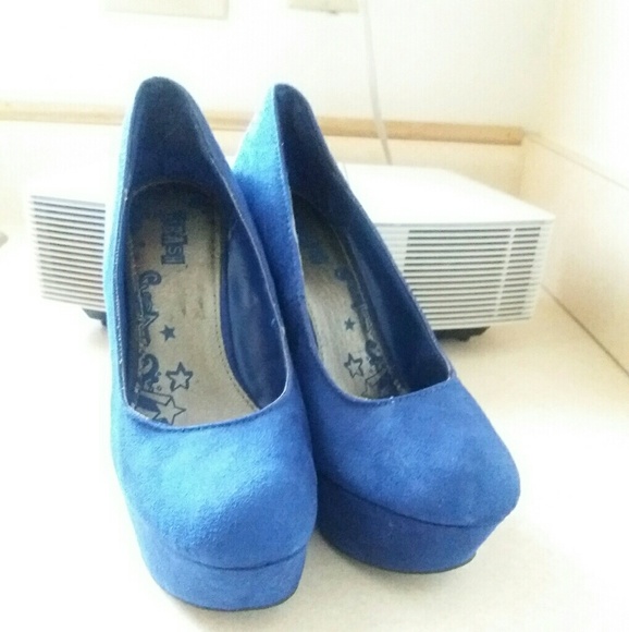 Worn 2x Like new - Picture 1 of 4