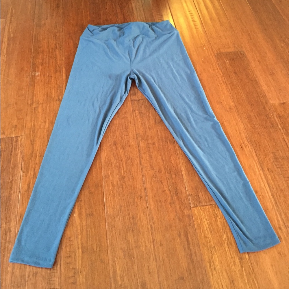 solid color Lularoe leggings