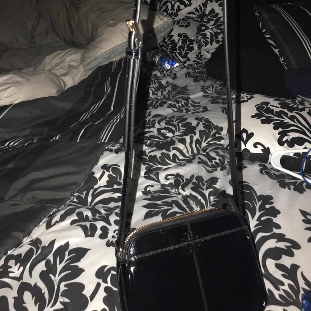 Tory Burch cross over