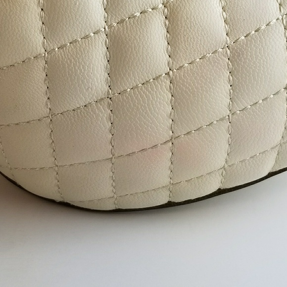 Quilted beige/off white pale heels - Picture 3 of 4