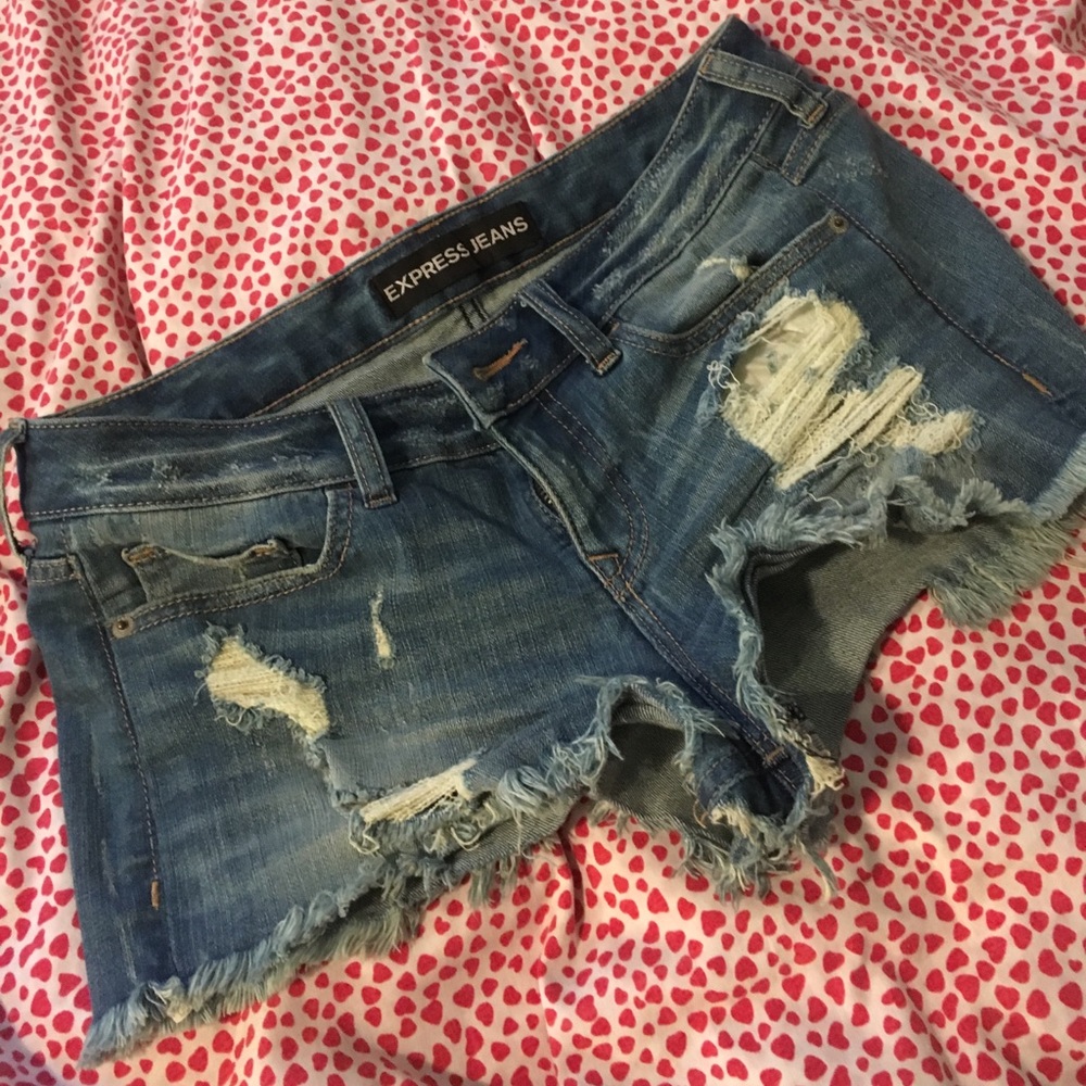 Express shorts