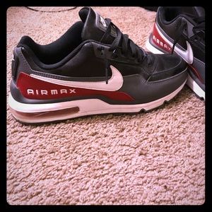 Nike Air Max Size 11