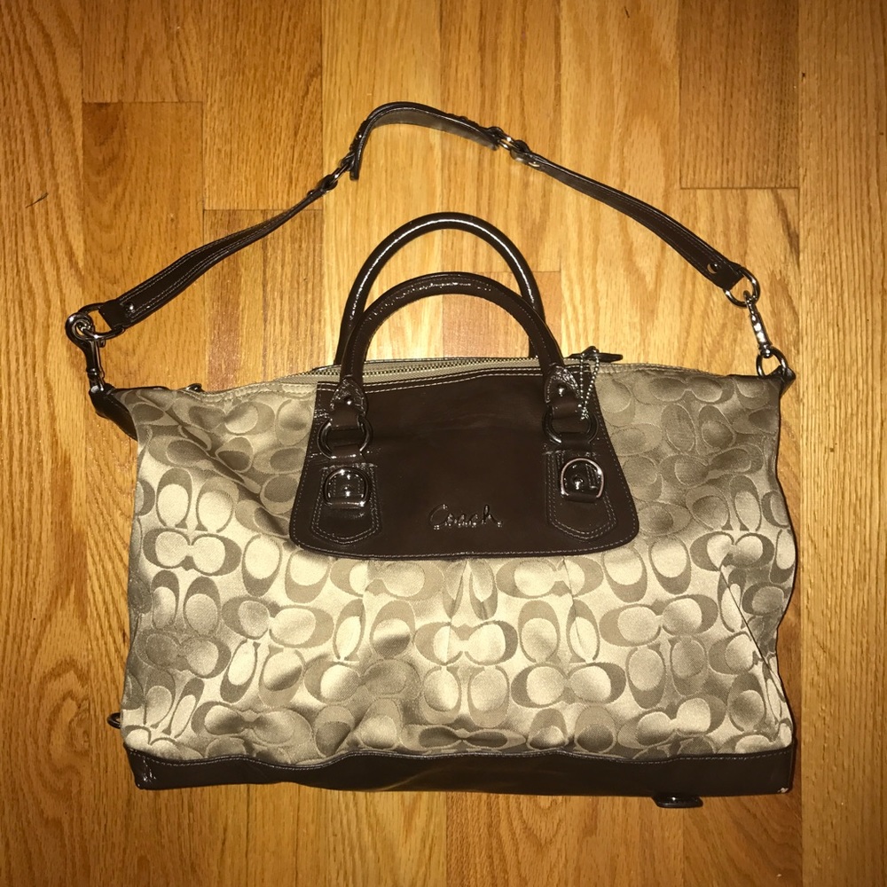 Coach Shoulder Bag