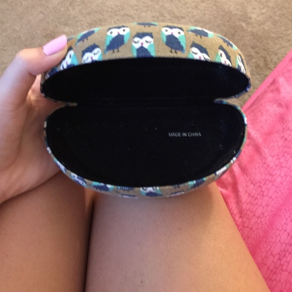 Glasses case - Picture 2 of 3