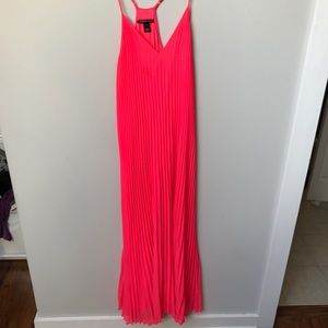Maxi dress - hot pink !!!! 🔥🔥🔥