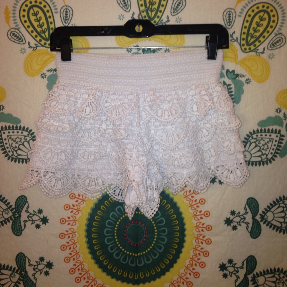 White lace shorts