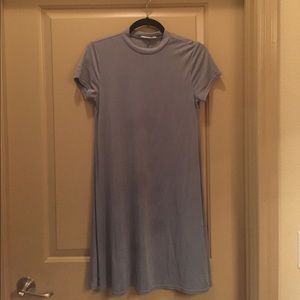 Light blue / gray dress