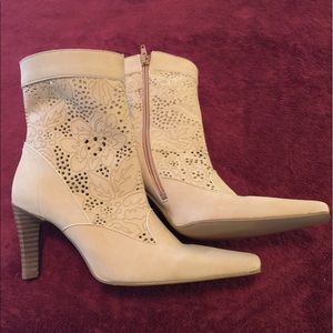 Ankle boots, made in France, brand new