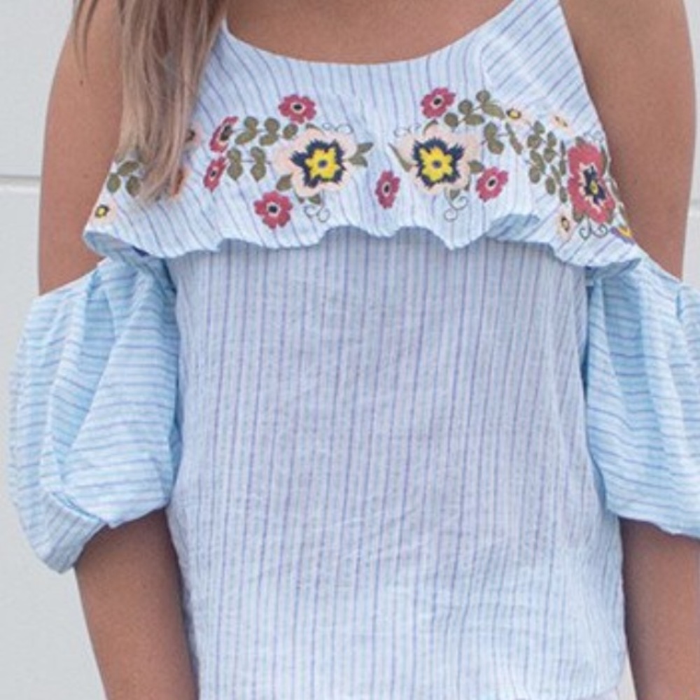 Blush Boutique cold-shoulder top