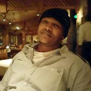 Meet your Posher, Broderick