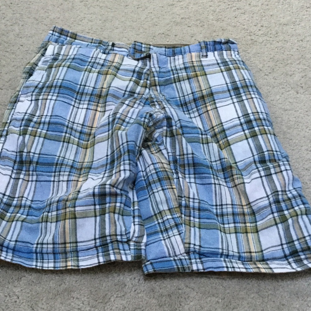MENS REVERSIBLE SHIRTS. FLAT FRONT