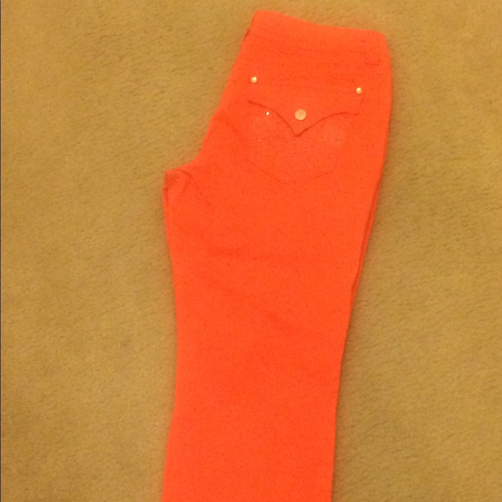 💰Coral Capris