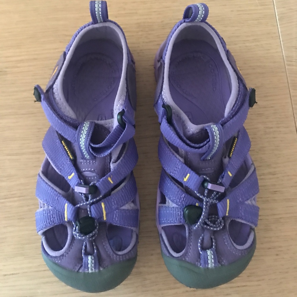 Keens Big Kids Sandal Purple