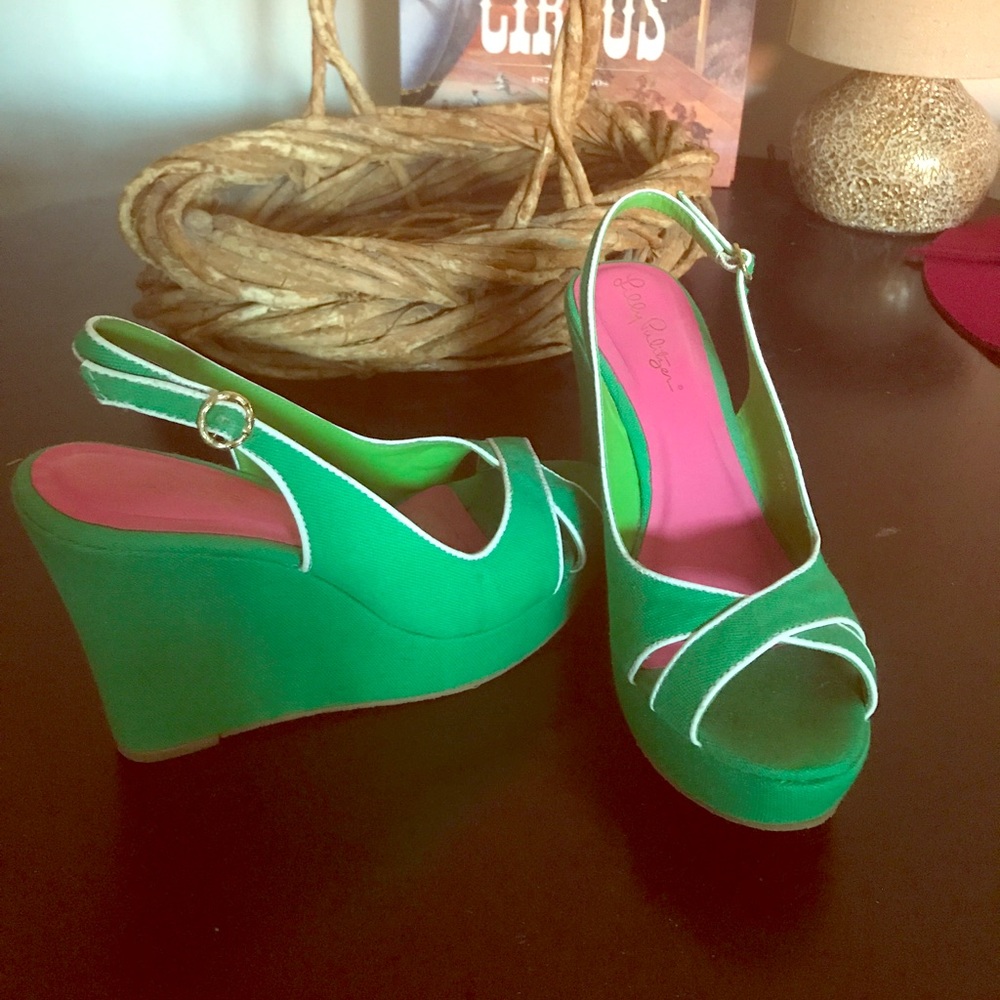Lilly Pulitzer Wedges size 6M