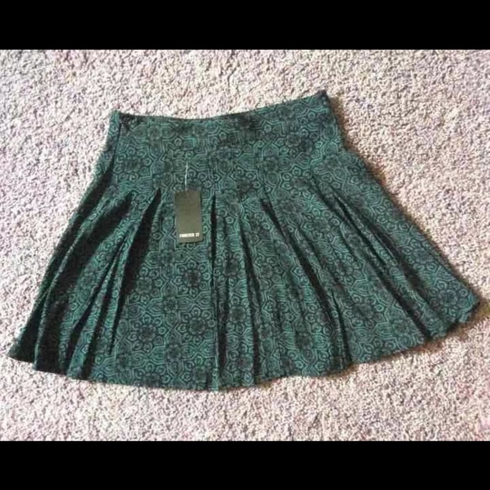 NWT Forever 21 Skirt