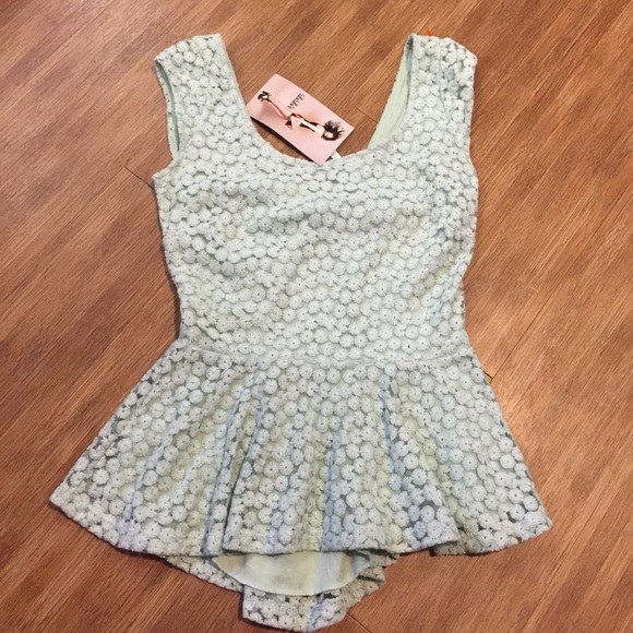 Lulus Tops - Seafoam Green NWT Lulus Tank