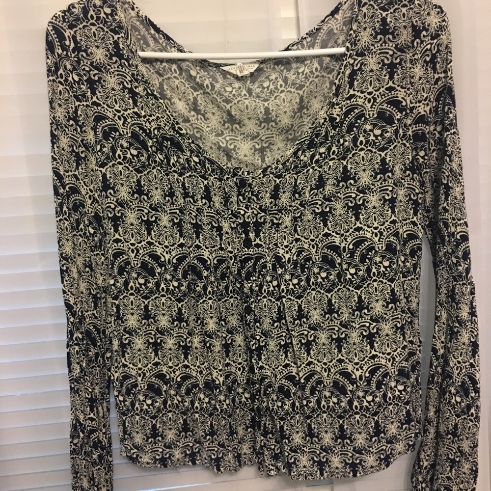 Printed Button-Up Top💫