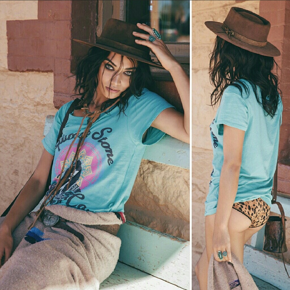 New spell designs turquoise stone hunter tee shirt