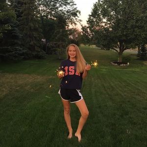 Meet your Posher, Reagan