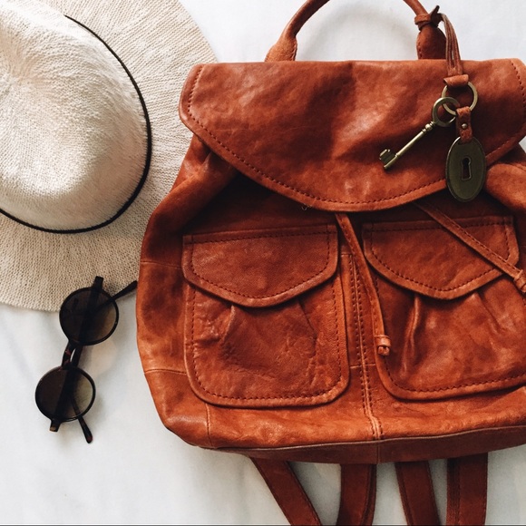 Fossil Handbags - 🚨FINAL PRICE DROP!! Orange fossil backpack