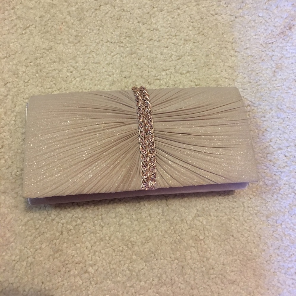 Sparkly champagne clutch