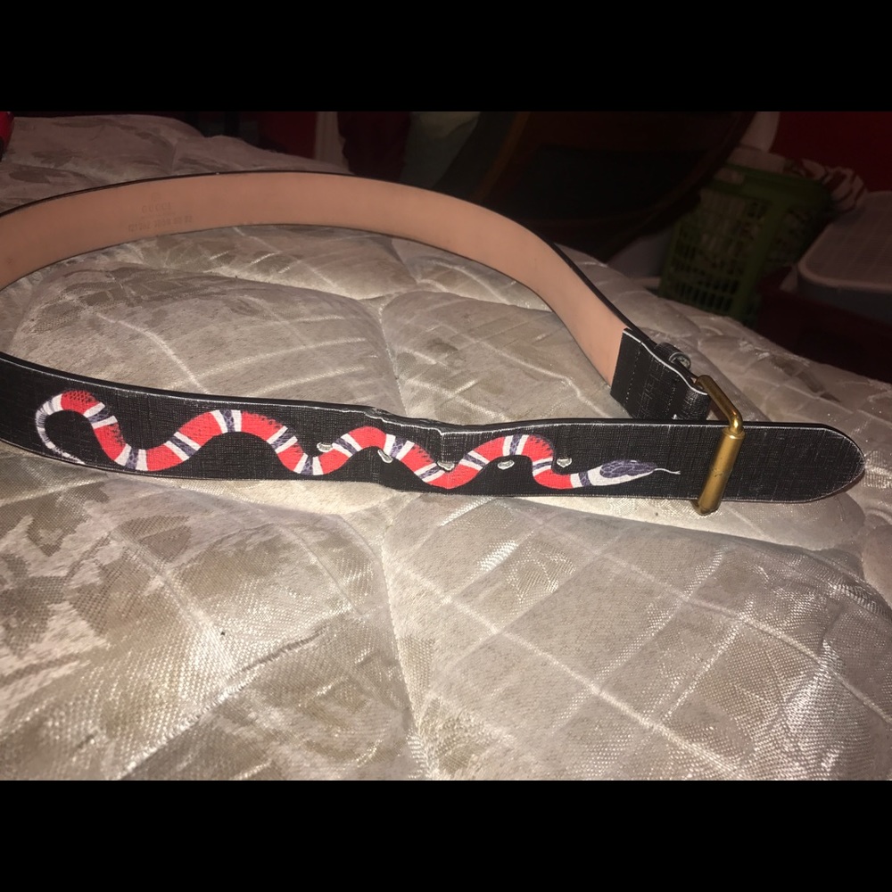 Gucci snake belt