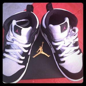 Little girls JORDAN 1 Retro High tops