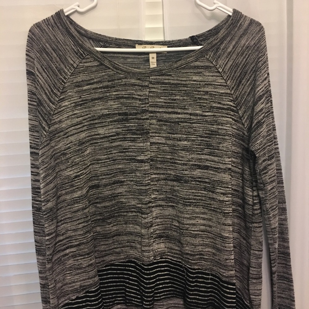 Heathered Grey Top💫