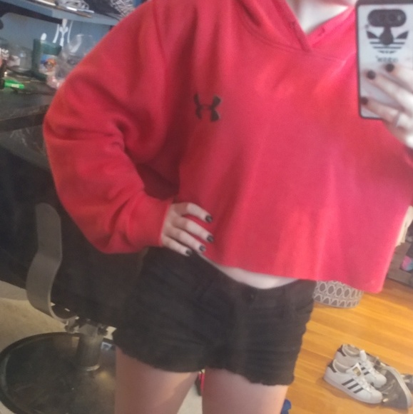 Under Armour crop top sweater - Picture 2 of 2