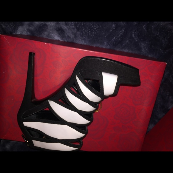 Carlos Santana sandals - Picture 5 of 5