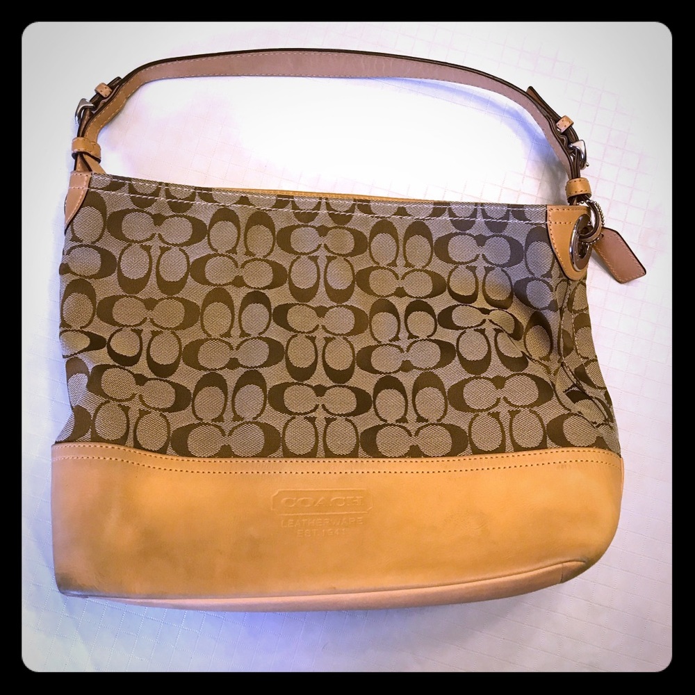 Authentic Coach Signature Bucket Style Tote