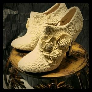 Ivory Lace Booties