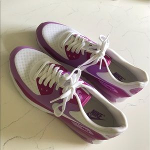 NIKE AIR MAX brand new, hard to find