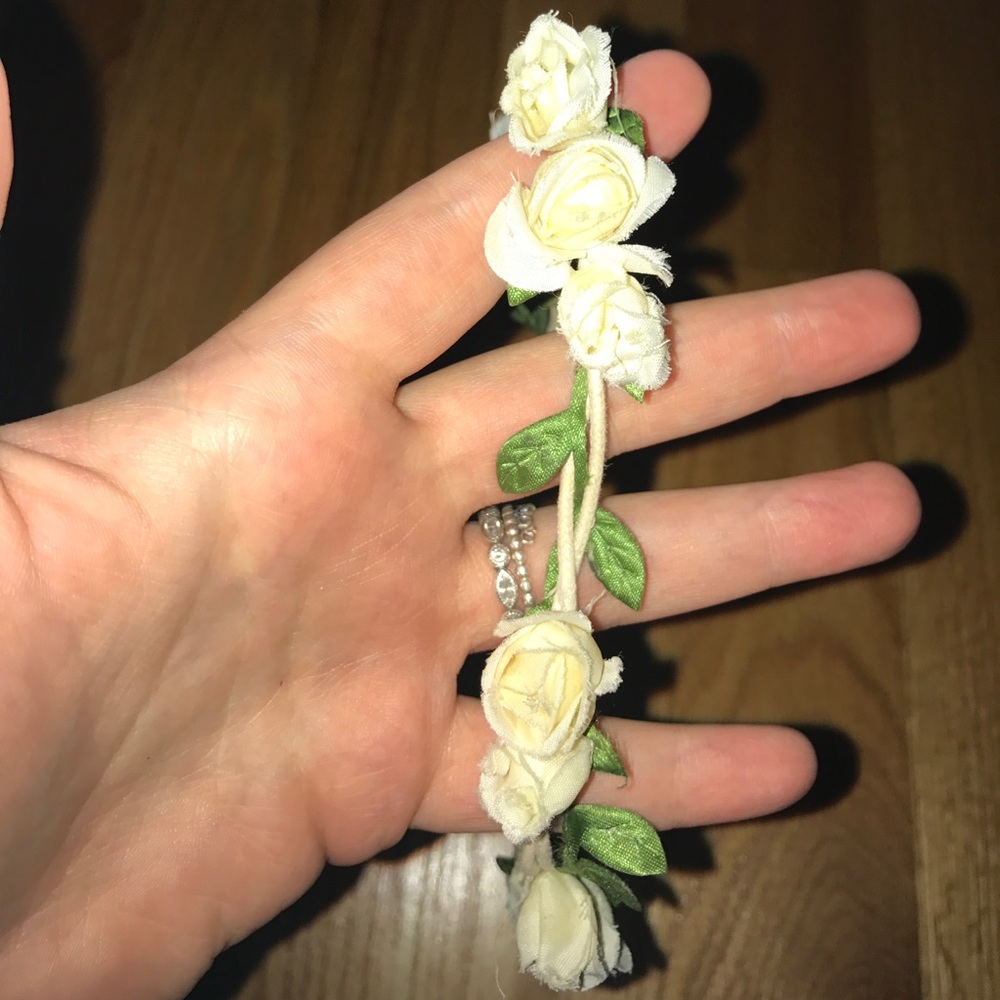 💟 Flower Headband - Picture 2 of 2