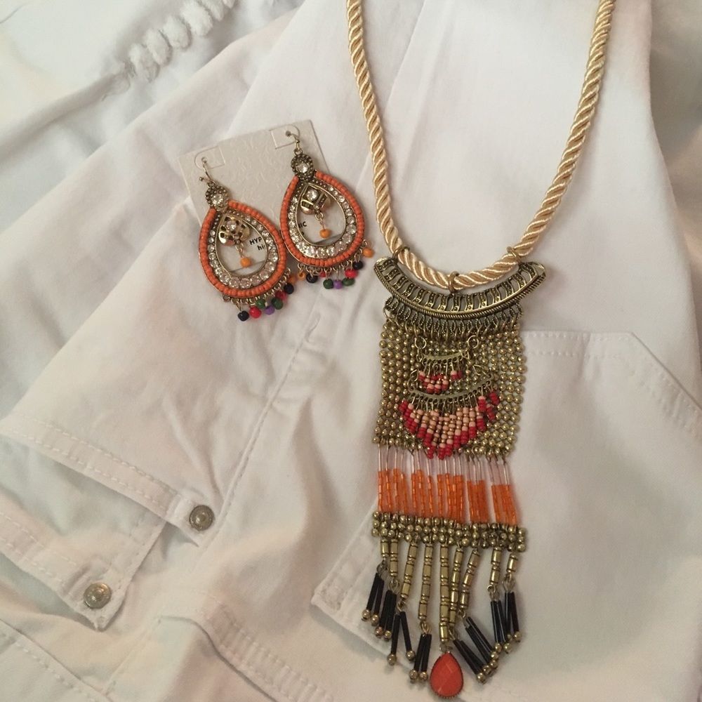 Necklace & Matching earrings💜