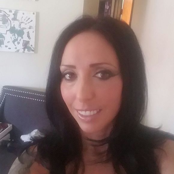 Meet your Posher, Tamisha - Picture 1 of 1