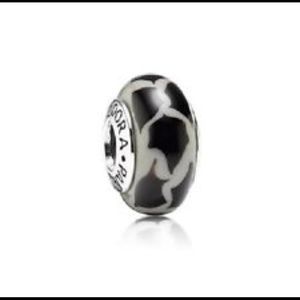 New PANDORA Masai Giraffe Murano Glass Charm