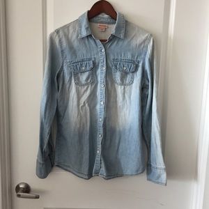 Faded Chambray Top - Medium