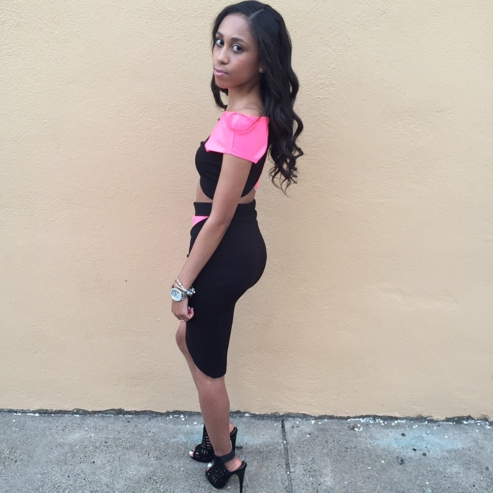 Two Piece Set - Picture 2 of 2