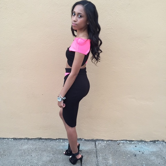 Two Piece Set - Picture 2 of 2