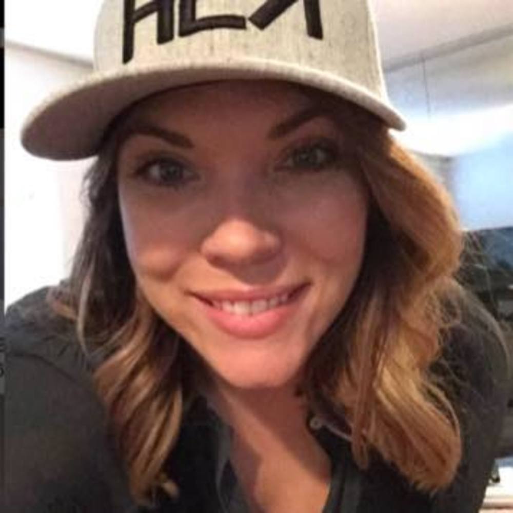 Meet your Posher, Ada