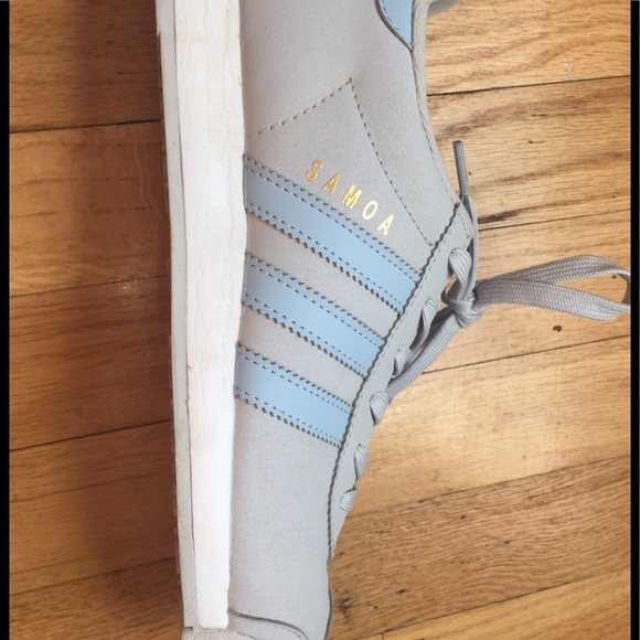 Adidas shoes - Picture 2 of 2