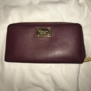 Michael Kors wallet