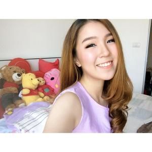 Meet your Posher, Yoshiko