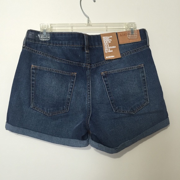 NWT regular waist blue denim shorts - Picture 2 of 3