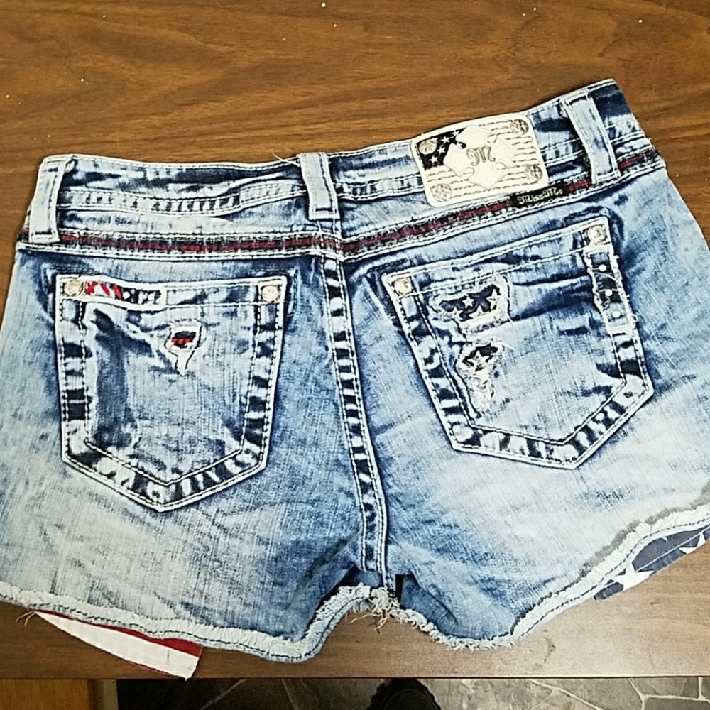 Miss me shorts sz 30