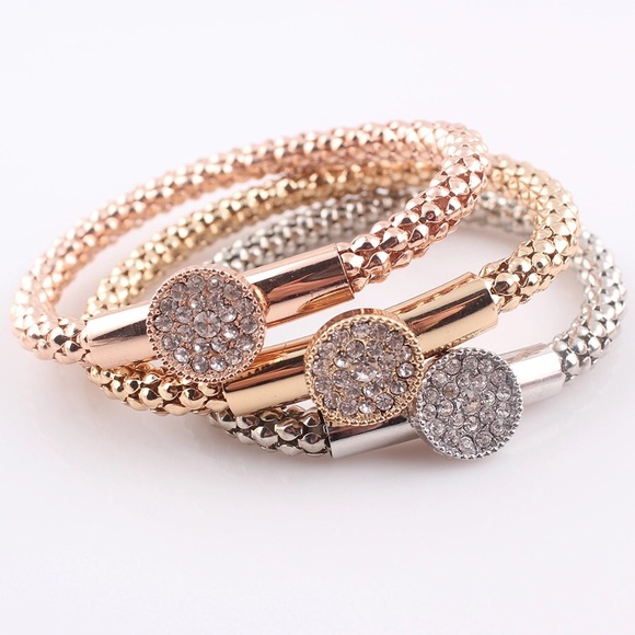 Sold on Merc - Picture 4 of 5