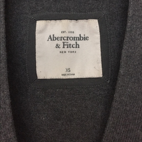 Gray a&f cardigan - Picture 2 of 3