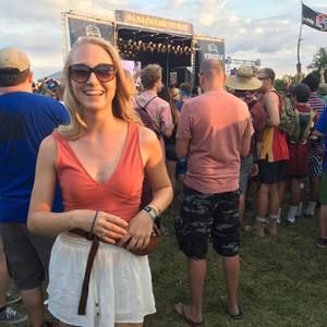 Meet your Posher, Lauren