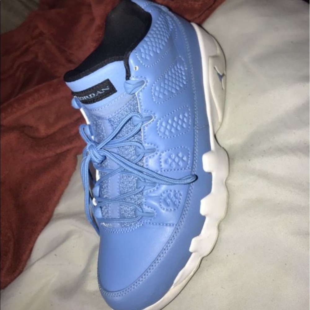 Carolina blue Jordan 9s
